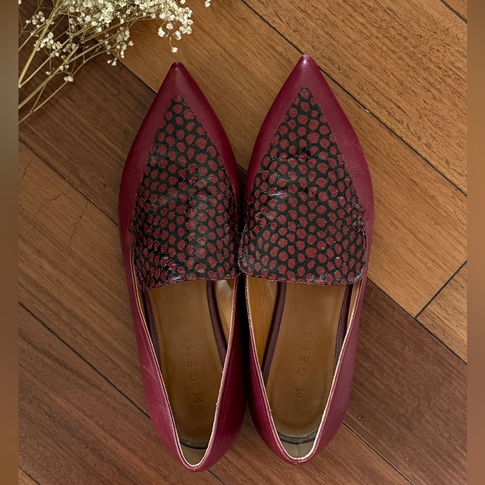 M.Gemi Gia
 Burgundy Leather loafer Size 39 Red
